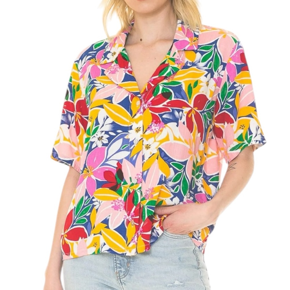 APRIL KISS Colorful Floral Short Sleeve Button Down Shirt Size Medium